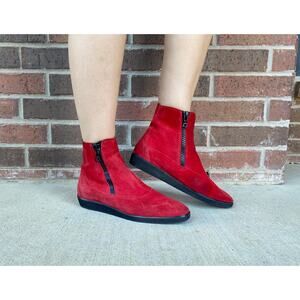 size 9 vintage 90s Red ZIPPERS suede leather PLATFORM CREEPERS ankle boots Italy